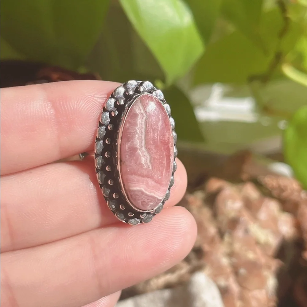 Size‎ 7 925 silver plated rhodochrosite ring